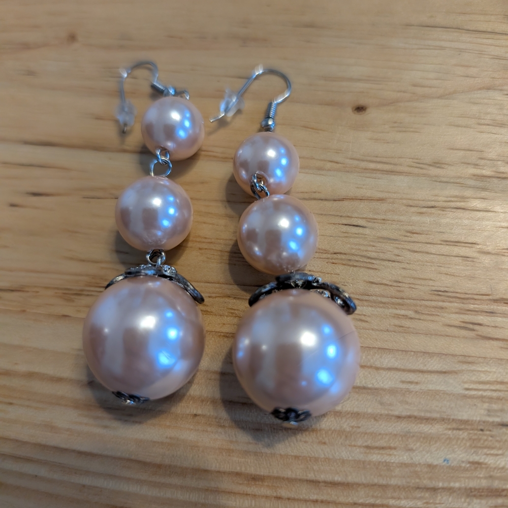 Lustrous Pearl Dangle Earrings
